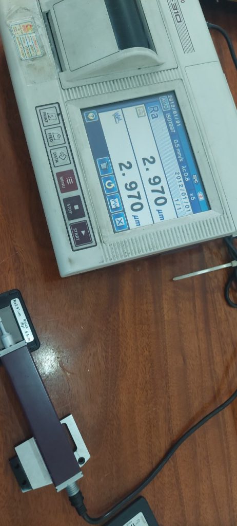 máy độ nhám Mitutoyo